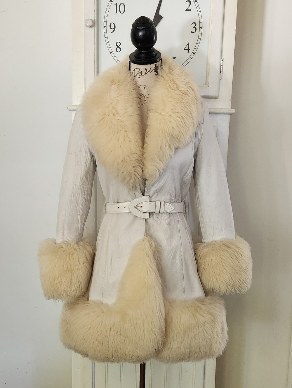 Vintage Princess Penny Lane 100% Shearling Lamb Leather Coat 1970's